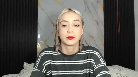 Snapshot of sam_and_mike chatting on January 12, 2025, 10:33 pm sammmikee online show from January 12, 2025, 10:33 pm