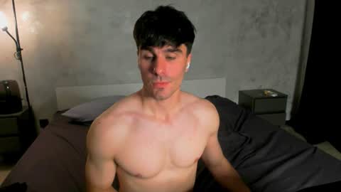 Snapshot of sam_huston18 chatting on July 30, 2026, 10:42 pm BACK IN 2 WEEKS online show from July 30, 2026, 10:42 pm