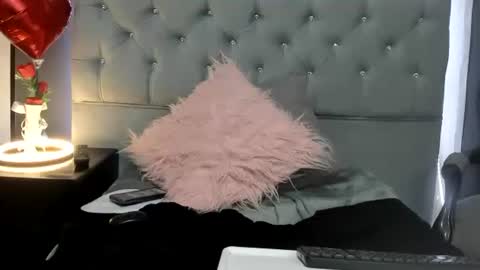 Sam online show from March 5, 2025, 1:10 am