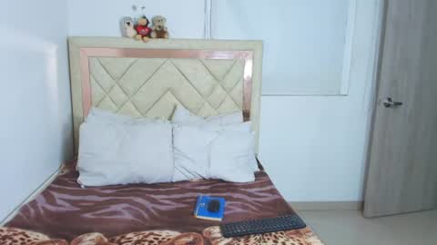 Snapshot of sam_tnt9 chatting on June 22, 2026, 3:25 am sam_tnt9 online show from June 22, 2026, 3:25 am