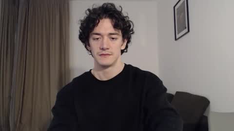 Snapshot of sam_winchest chatting on November 10, 2025, 12:31 am Sam online show from November 10, 2025, 12:31 am