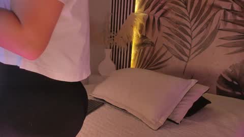 Samaantha  online show from November 6, 2025, 11:33 am