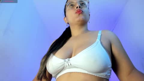 Snapshot of samanta__sweetx chatting on May 20, 2026, 5:19 pm Samanta Sweet online show from May 20, 2026, 5:19 pm