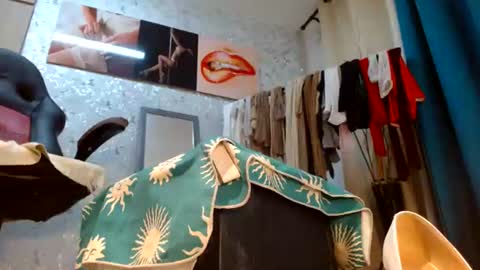 Snapshot of samanta_brownn_ chatting on July 6, 2026, 3:03 pm samanta online show from July 6, 2026, 3:03 pm