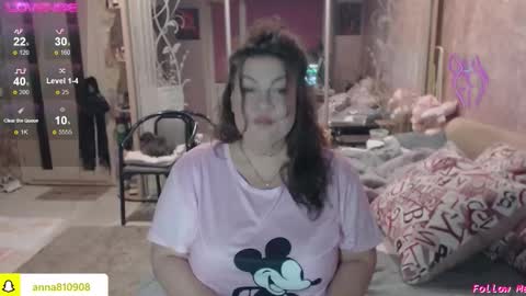 Snapshot of samanta_shy chatting on November 10, 2025, 7:24 pm Marry online show from November 10, 2025, 7:24 pm