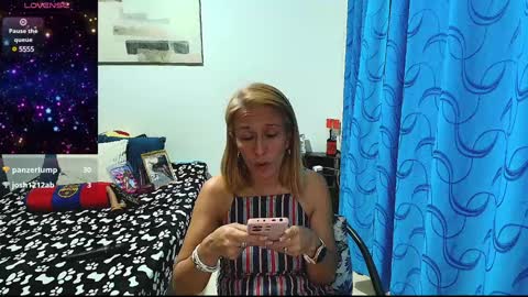 Snapshot of samanta_stone69 chatting on January 17, 2025, 12:42 am Samanta Stone online show from January 17, 2025, 12:42 am