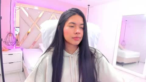 Snapshot of samantaa_shy chatting on May 4, 2026, 3:13 am sam online show from May 4, 2026, 3:13 am