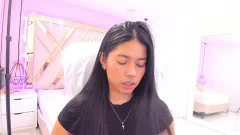 Snapshot of samantaa_shy chatting on May 5, 2026, 1:57 am sam online show from May 5, 2026, 1:57 am