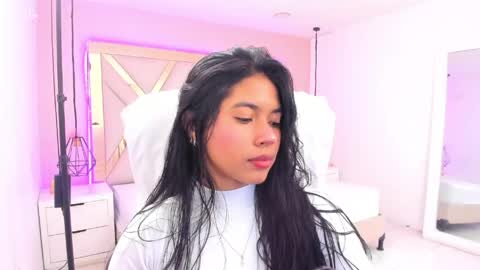 Snapshot of samantaa_shy chatting on May 17, 2026, 3:59 am sam online show from May 17, 2026, 3:59 am