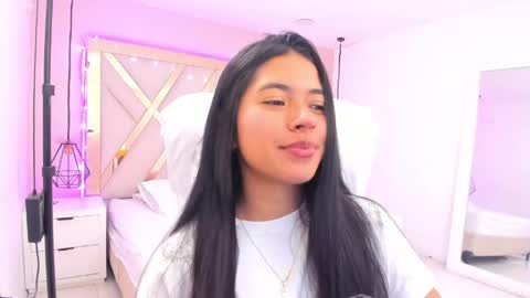 Snapshot of samantaa_shy chatting on May 23, 2026, 3:34 am sam online show from May 23, 2026, 3:34 am