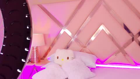 samantakane online show from July 18, 2026, 4:16 am