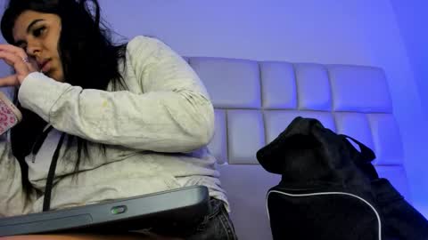 SAMANTA  online show from December 17, 2025, 3:12 am