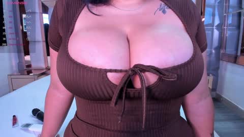 Snapshot of samantasm chatting on January 16, 2025, 6:35 am S A M A N T A online show from January 16, 2025, 6:35 am