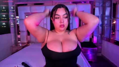 Snapshot of samantasm chatting on March 4, 2025, 2:17 am S A M A N T A online show from March 4, 2025, 2:17 am