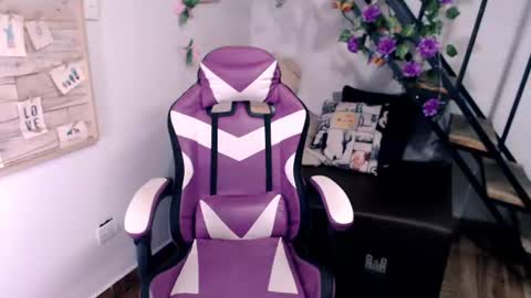 Snapshot of samantha2girl chatting on June 12, 2026, 6:29 pm samantha online show from June 12, 2026, 6:29 pm