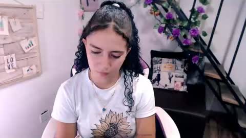 Snapshot of samantha2girl chatting on June 14, 2026, 5:04 pm samantha online show from June 14, 2026, 5:04 pm