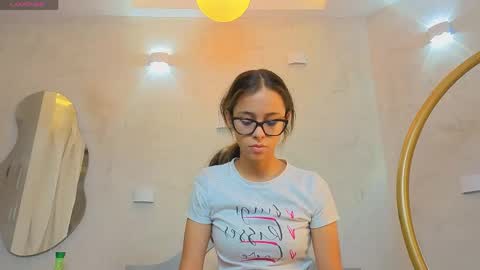samantha_and_bastian online show from April 23, 2026, 3:52 am