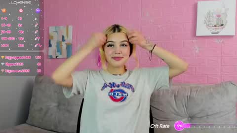 Snapshot of samantha_browwnn chatting on December 24, 2024, 4:19 pm samantha_browwnn online show from December 24, 2024, 4:19 pm