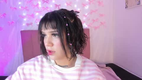 samantha_browwnn online show from May 11, 2026, 8:28 pm
