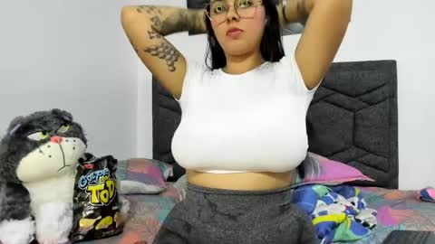 Snapshot of samantha_cherry__ chatting on July 2, 2026, 3:23 am samantha cherry online show from July 2, 2026, 3:23 am