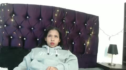 Snapshot of samantha_fox_squirt chatting on December 20, 2024, 2:52 am lizzy online show from December 20, 2024, 2:52 am