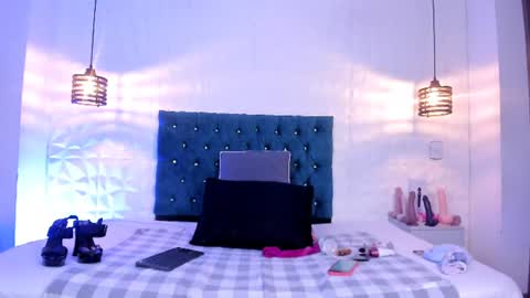 Snapshot of samantha_foxyy chatting on July 14, 2026, 10:32 am samantha_foxyy online show from July 14, 2026, 10:32 am