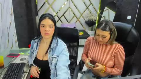 Ashley Giseth Arenas Molina online show from July 8, 2026, 1:37 pm