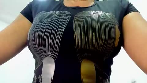 samantha_milfs online show from October 28, 2025, 11:03 am