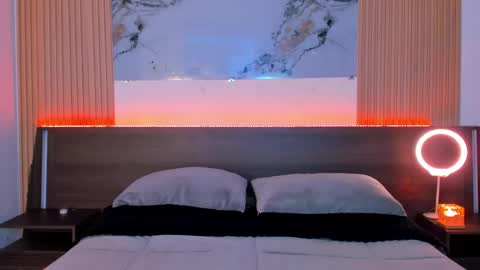 samantha_moons online show from May 5, 2026, 12:18 am