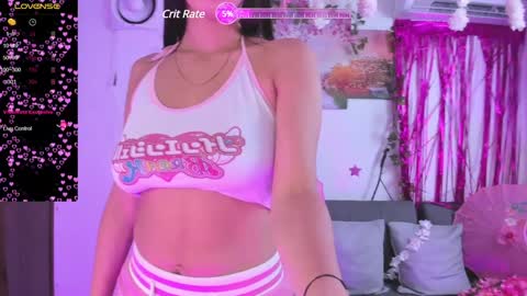 Snapshot of samantha_pucket chatting on December 29, 2024, 7:00 pm Sam online show from December 29, 2024, 7:00 pm