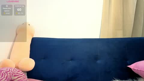 Samantha Ros online show from April 29, 2026, 12:53 pm