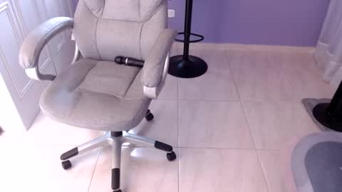 samantha_thompsoon online show from January 16, 2025, 6:37 pm