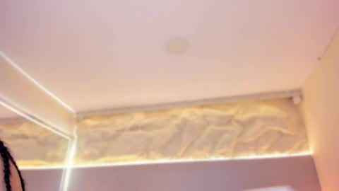 Snapshot of samanthaa_22_ chatting on May 2, 2026, 11:37 am Samanthaa online show from May 2, 2026, 11:37 am