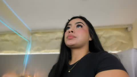 Snapshot of samanthaa_22_ chatting on May 14, 2026, 11:17 am Samanthaa online show from May 14, 2026, 11:17 am