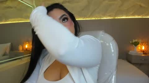 Snapshot of samanthaa_22_ chatting on May 18, 2026, 12:00 pm Samanthaa online show from May 18, 2026, 12:00 pm