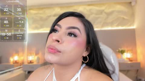 Snapshot of samanthaa_22_ chatting on May 22, 2026, 11:27 am Samanthaa online show from May 22, 2026, 11:27 am
