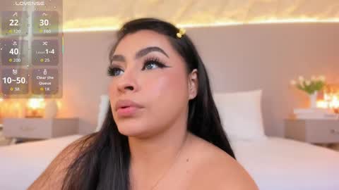 Snapshot of samanthaa_22_ chatting on June 1, 2026, 11:34 am Samanthaa online show from June 1, 2026, 11:34 am