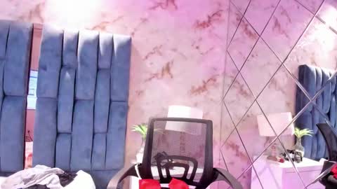 Samantha online show from March 12, 2026, 5:24 am