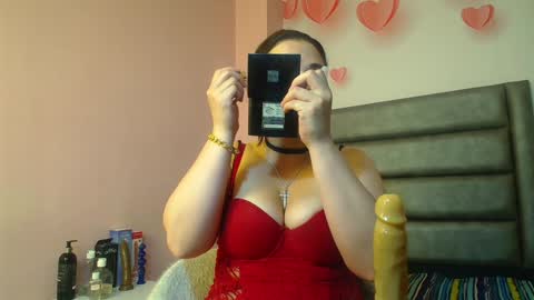 Snapshot of samanthaanderson chatting on January 16, 2025, 10:55 pm Samantha Anderson online show from January 16, 2025, 10:55 pm