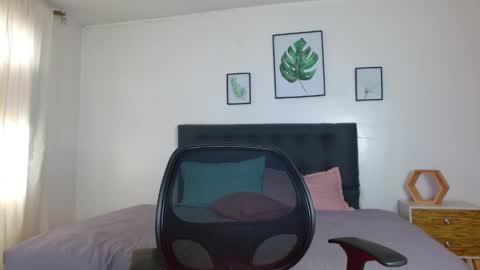 samanthachop online show from June 4, 2026, 2:01 pm