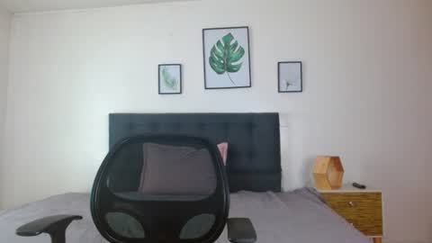 samanthachop online show from June 23, 2026, 2:26 pm