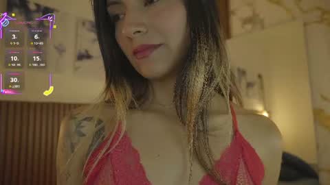 SAMANTHA ECHEVERRY online show from June 22, 2026, 8:28 pm