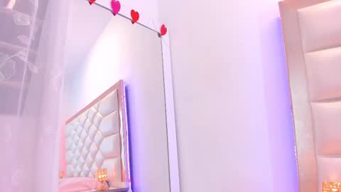 Snapshot of samanthaevans4 chatting on February 20, 2025, 11:43 pm Sweet Samantha online show from February 20, 2025, 11:43 pm