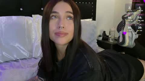 Snapshot of samanthagrant_ chatting on June 6, 2026, 10:14 pm IGSamanthaGrant 10 online show from June 6, 2026, 10:14 pm