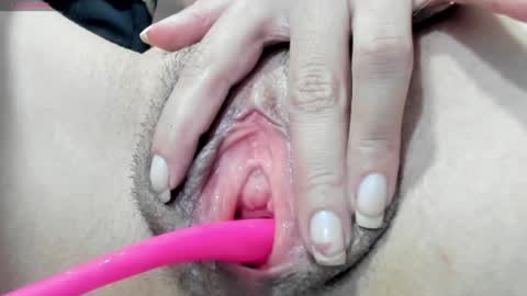 Snapshot of samanthahoteer96 chatting on January 16, 2025, 5:11 am samanthahoteer96 online show from January 16, 2025, 5:11 am