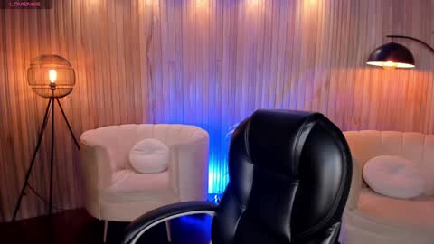 Samantha Klein online show from December 29, 2024, 11:29 pm