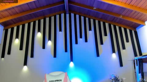 Samantha Klein online show from February 13, 2025, 3:18 am