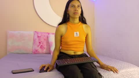 Snapshot of samanthalaurent chatting on June 22, 2026, 7:11 pm samanthalaurent online show from June 22, 2026, 7:11 pm