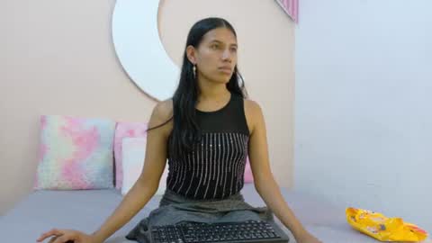 Snapshot of samanthalaurent chatting on July 1, 2026, 7:21 am samanthalaurent online show from July 1, 2026, 7:21 am
