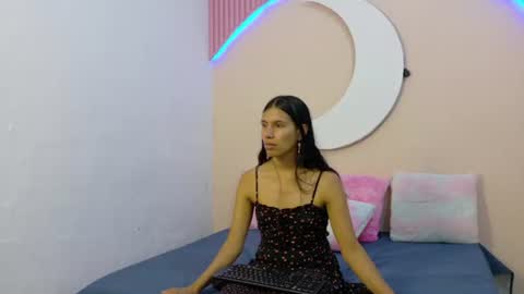 Snapshot of samanthalaurent chatting on July 14, 2026, 2:05 am samanthalaurent online show from July 14, 2026, 2:05 am
